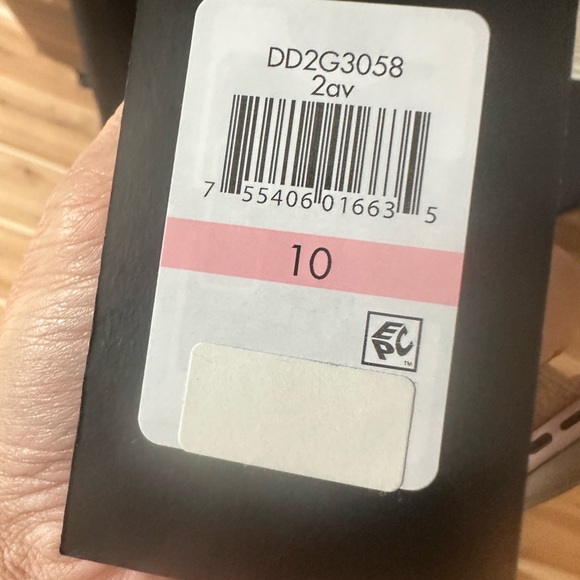 Dkny Womens Pleated Sleeveless Fit & Flare size 10 NWT - Picture 6 of 6